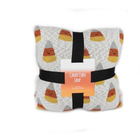 New Candy Corn Lane Jersey Decorative Pillows Candy Corn Design Set 2 Halloween - Picture 2 of 7